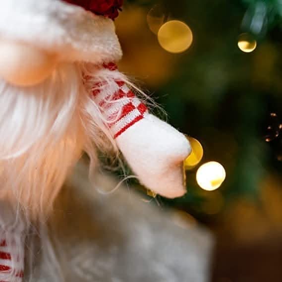 Christmas Glam Gonk Sparkle Furry - Red Seated