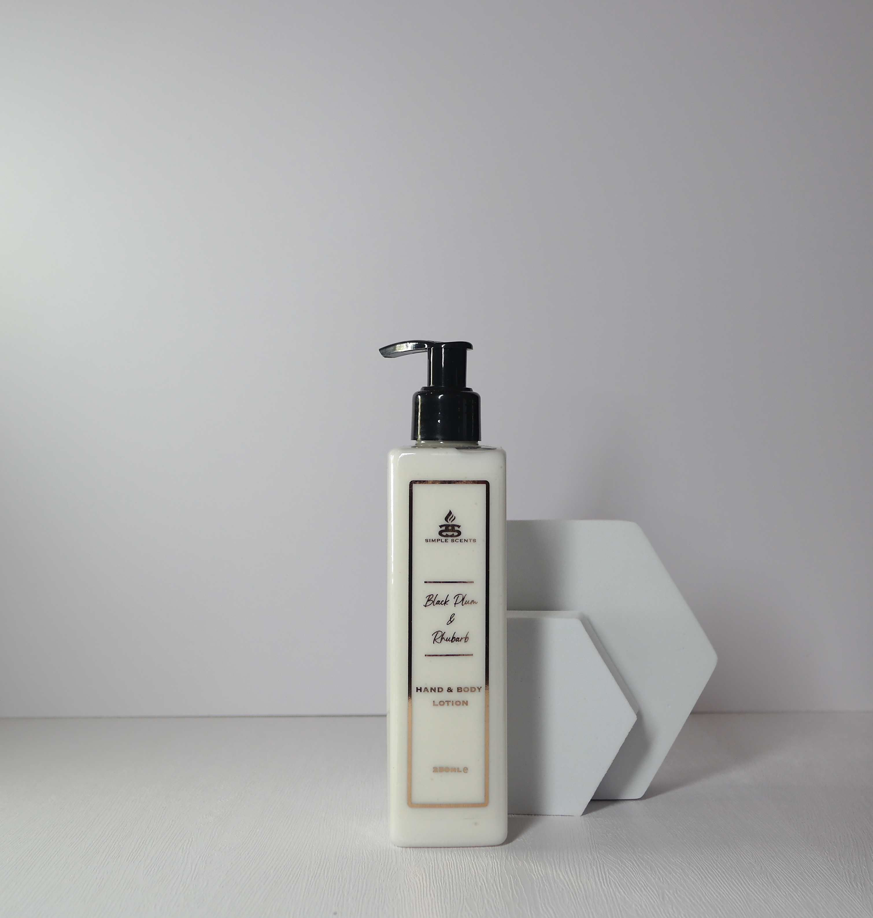 Black Plum & Rhubarb Hand & Body Lotion