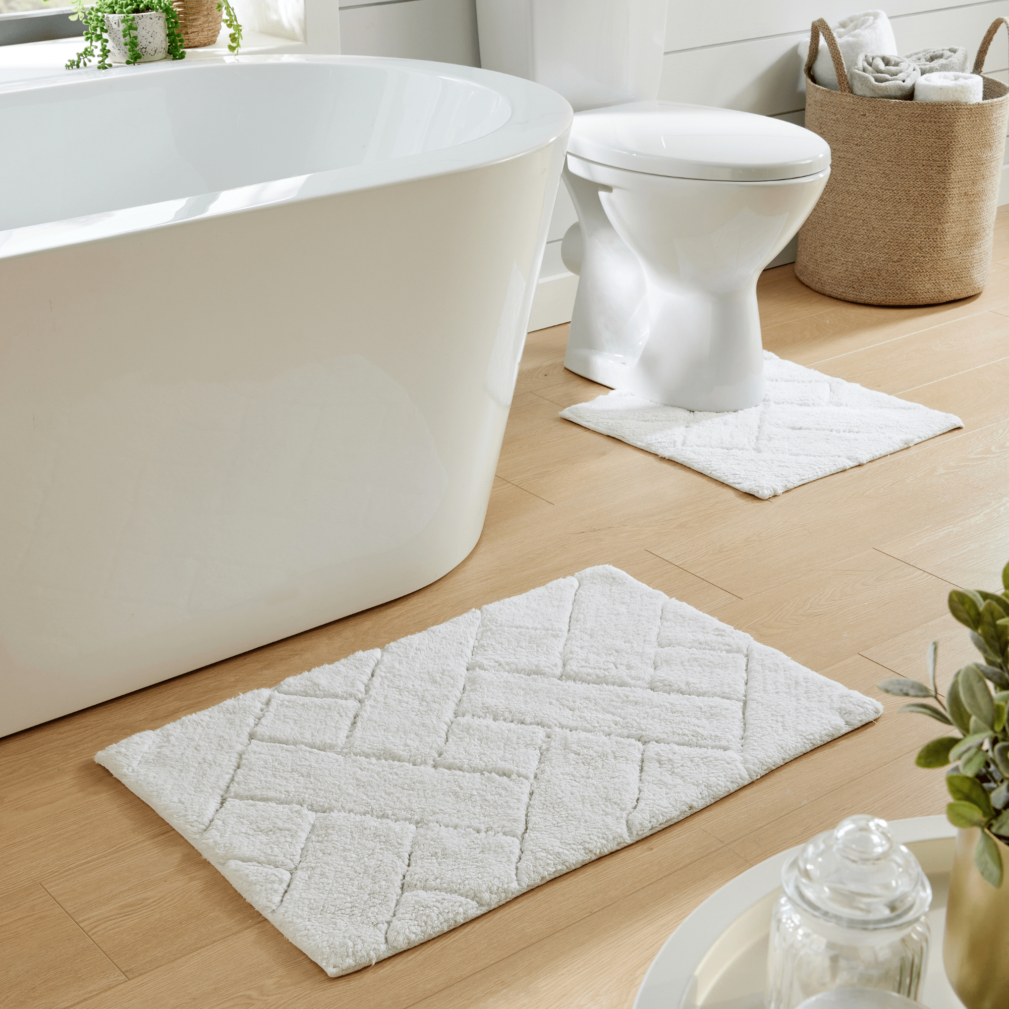 Bali Bath Mat & Pedestal Set