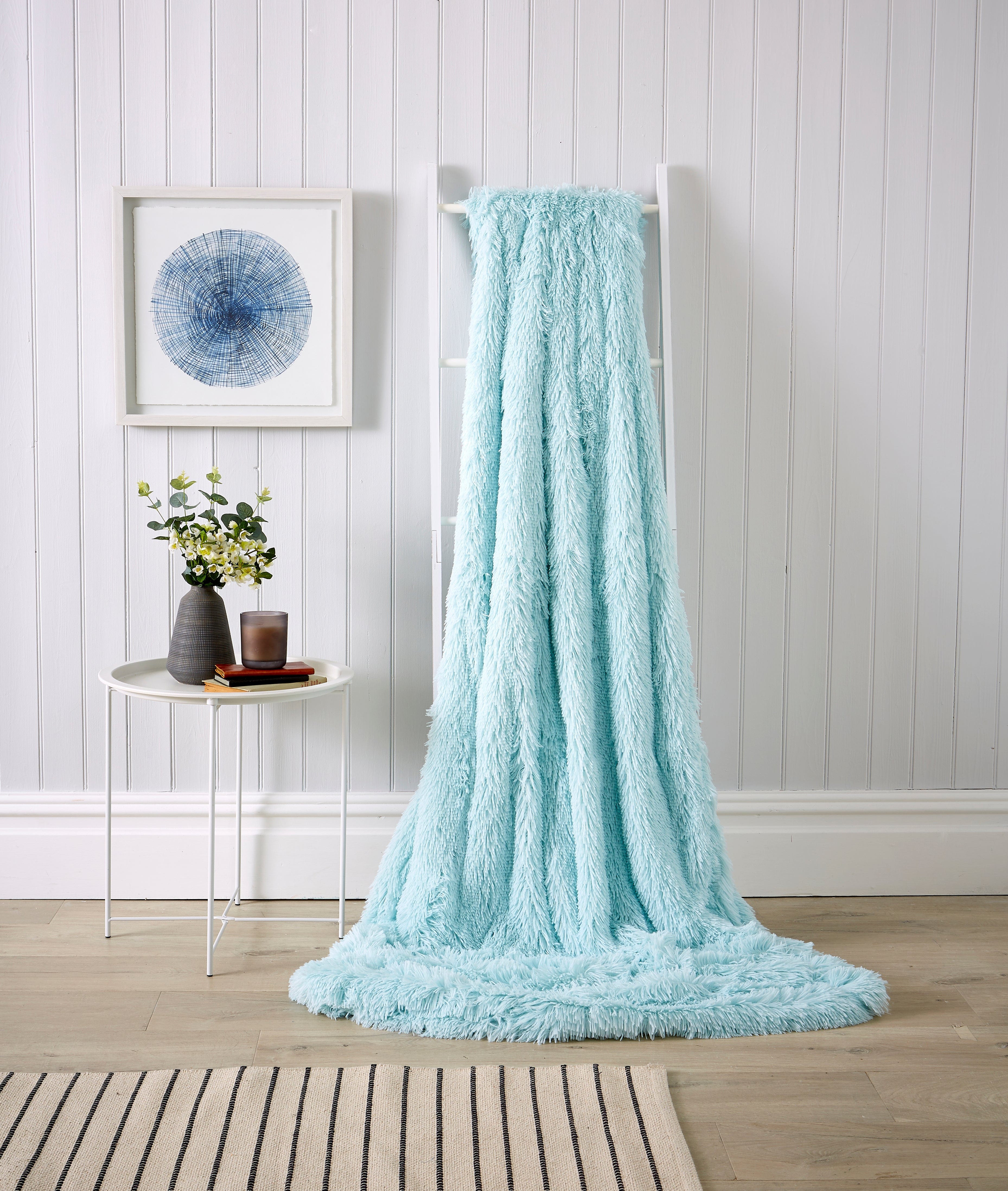 Oversized Chunky Soft Fleece Blanket