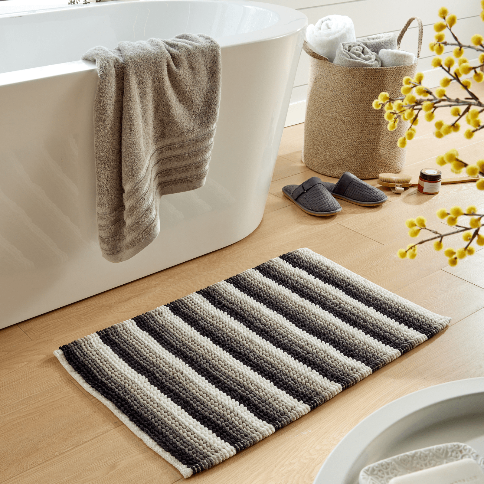 Soft Absorbent Stripe Bathmat
